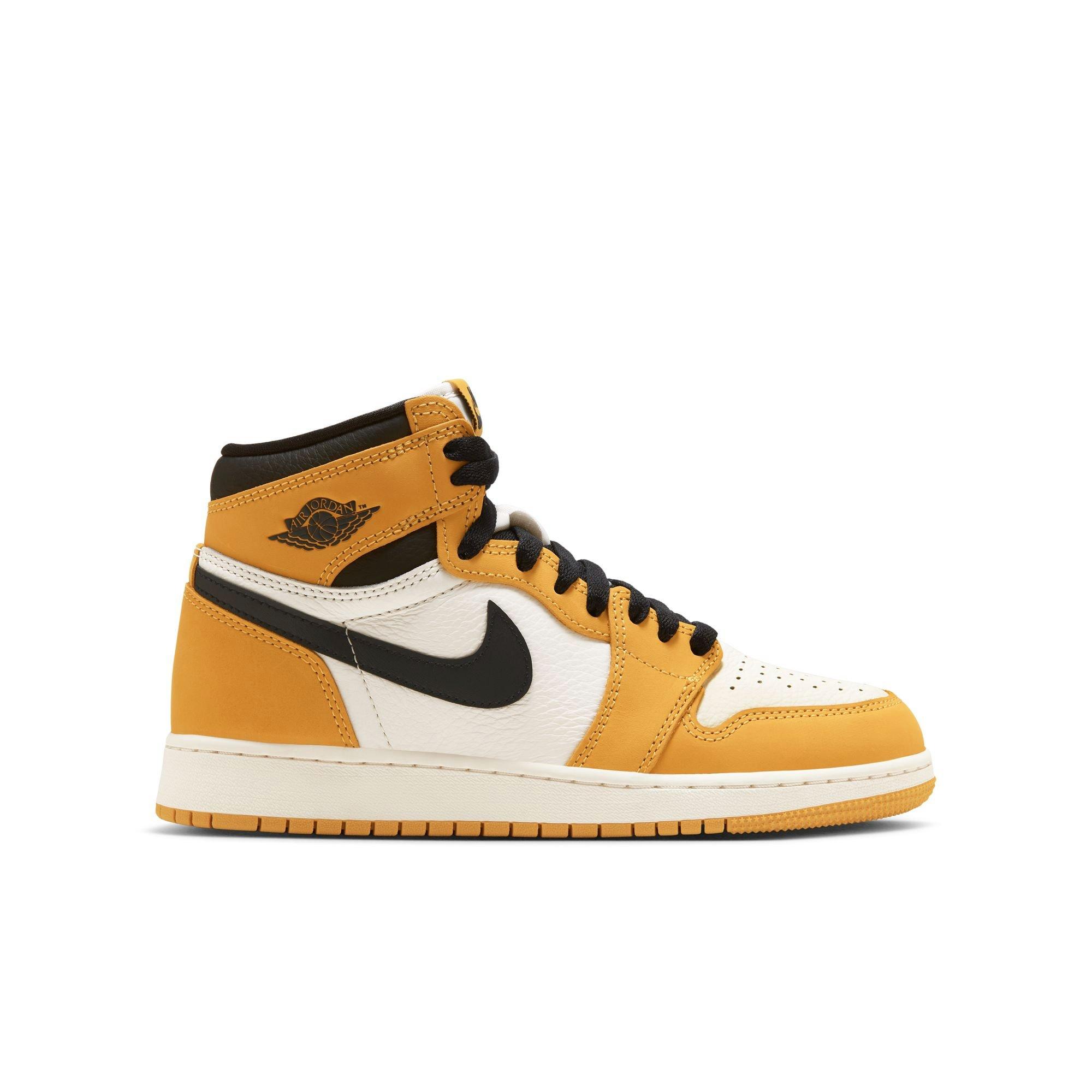 Jordan retro 1 yellow hotsell and black release date